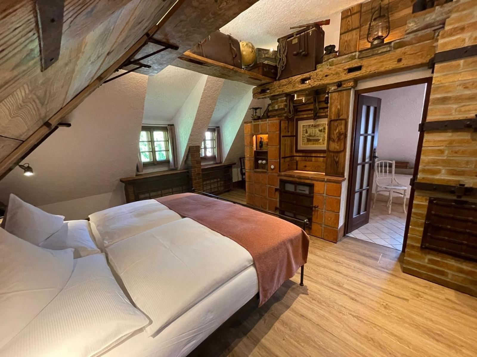 Romantik Hotel U Raka Prague Ngoại thất bức ảnh