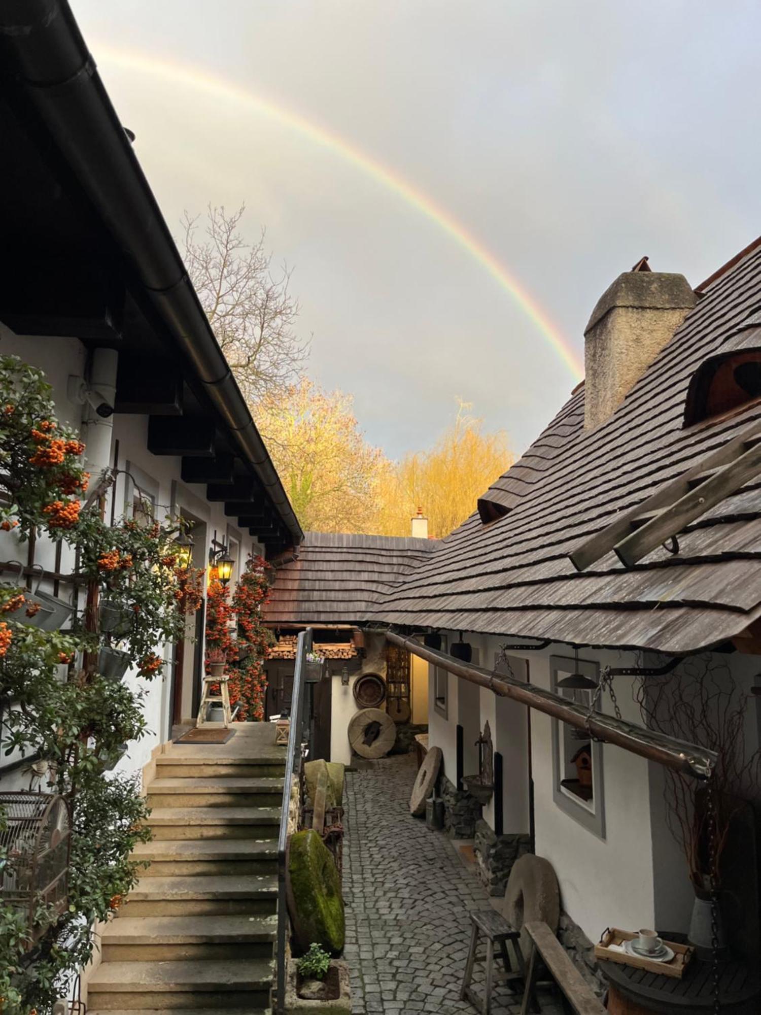 Romantik Hotel U Raka Prague Ngoại thất bức ảnh