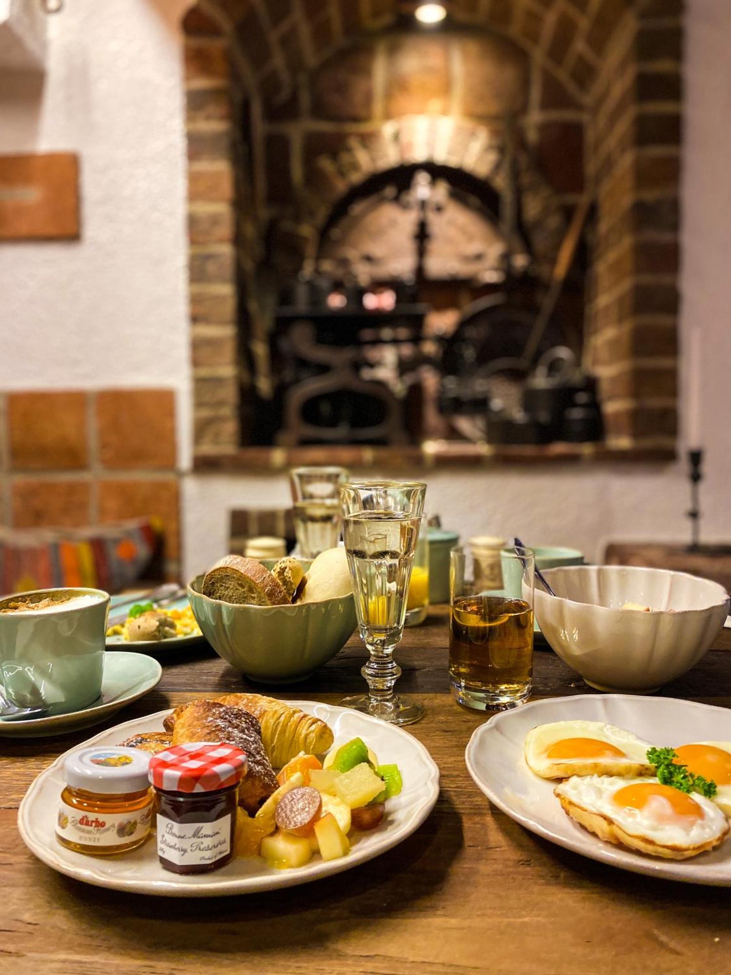 Romantik Hotel U Raka Prague Ngoại thất bức ảnh