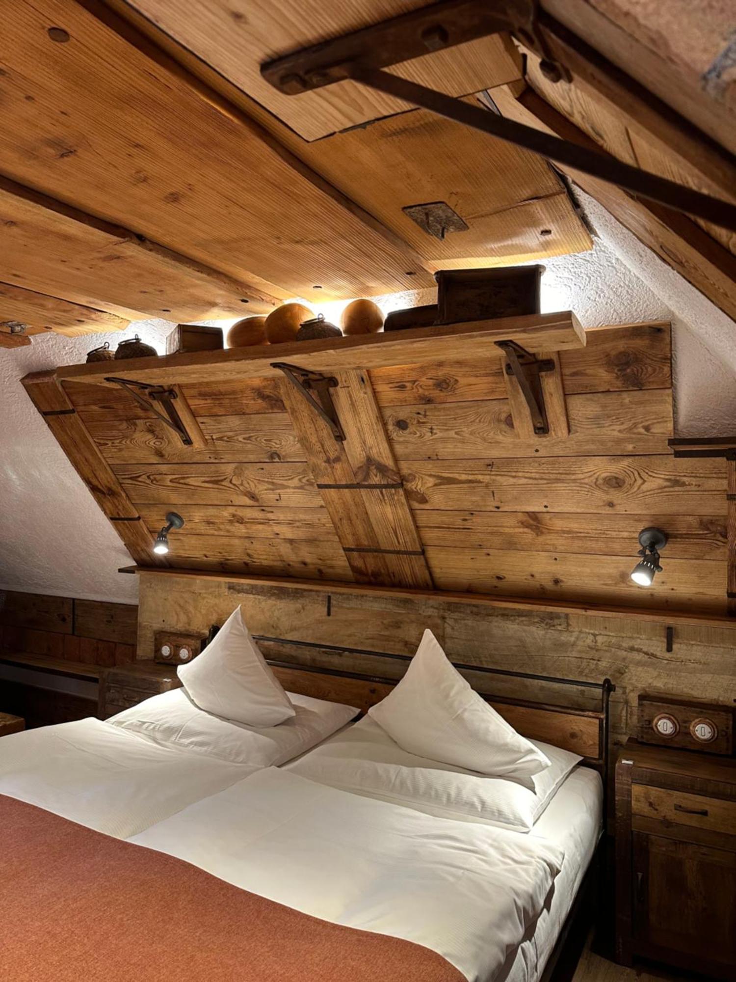 Romantik Hotel U Raka Prague Ngoại thất bức ảnh