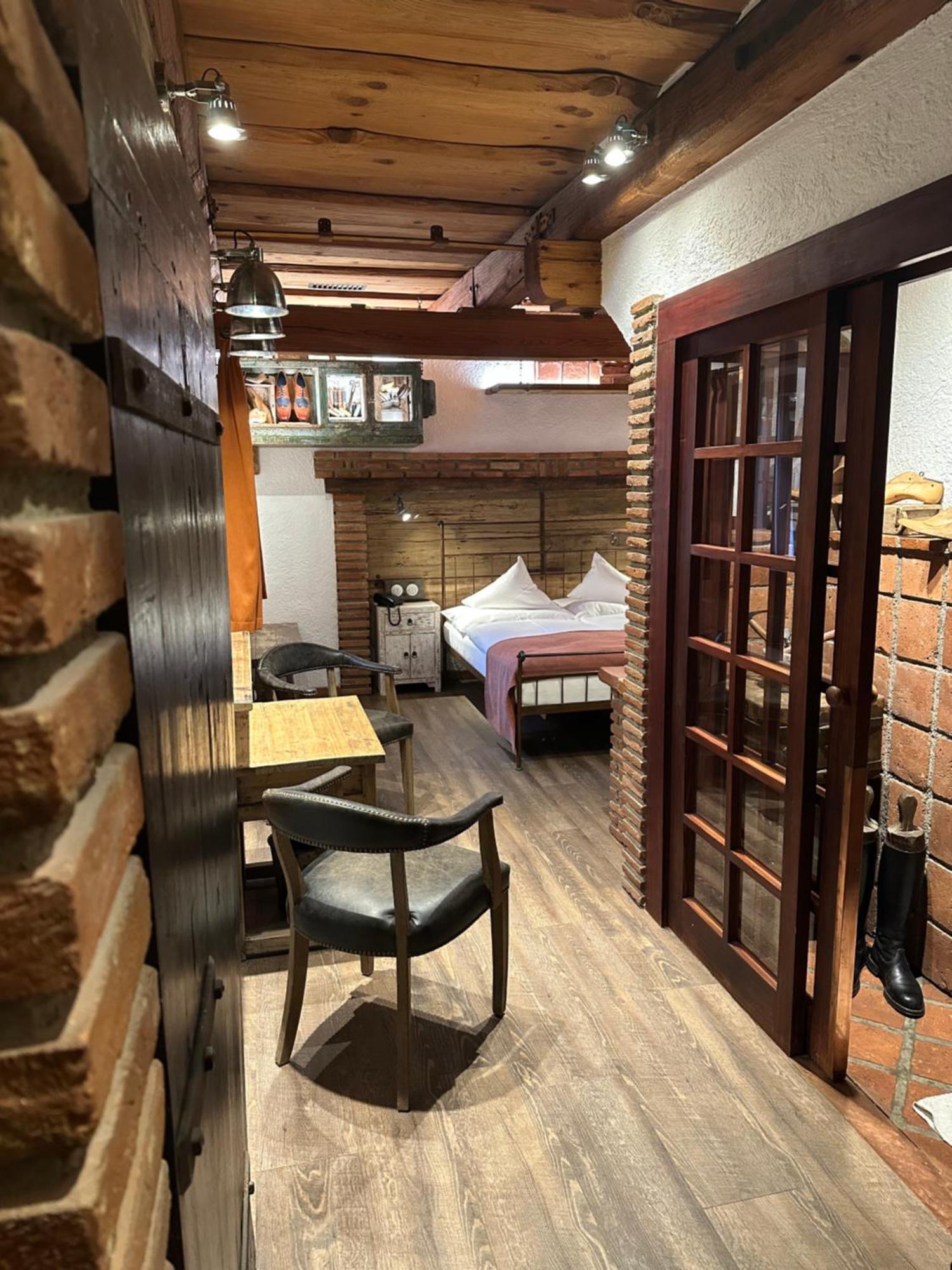 Romantik Hotel U Raka Prague Ngoại thất bức ảnh